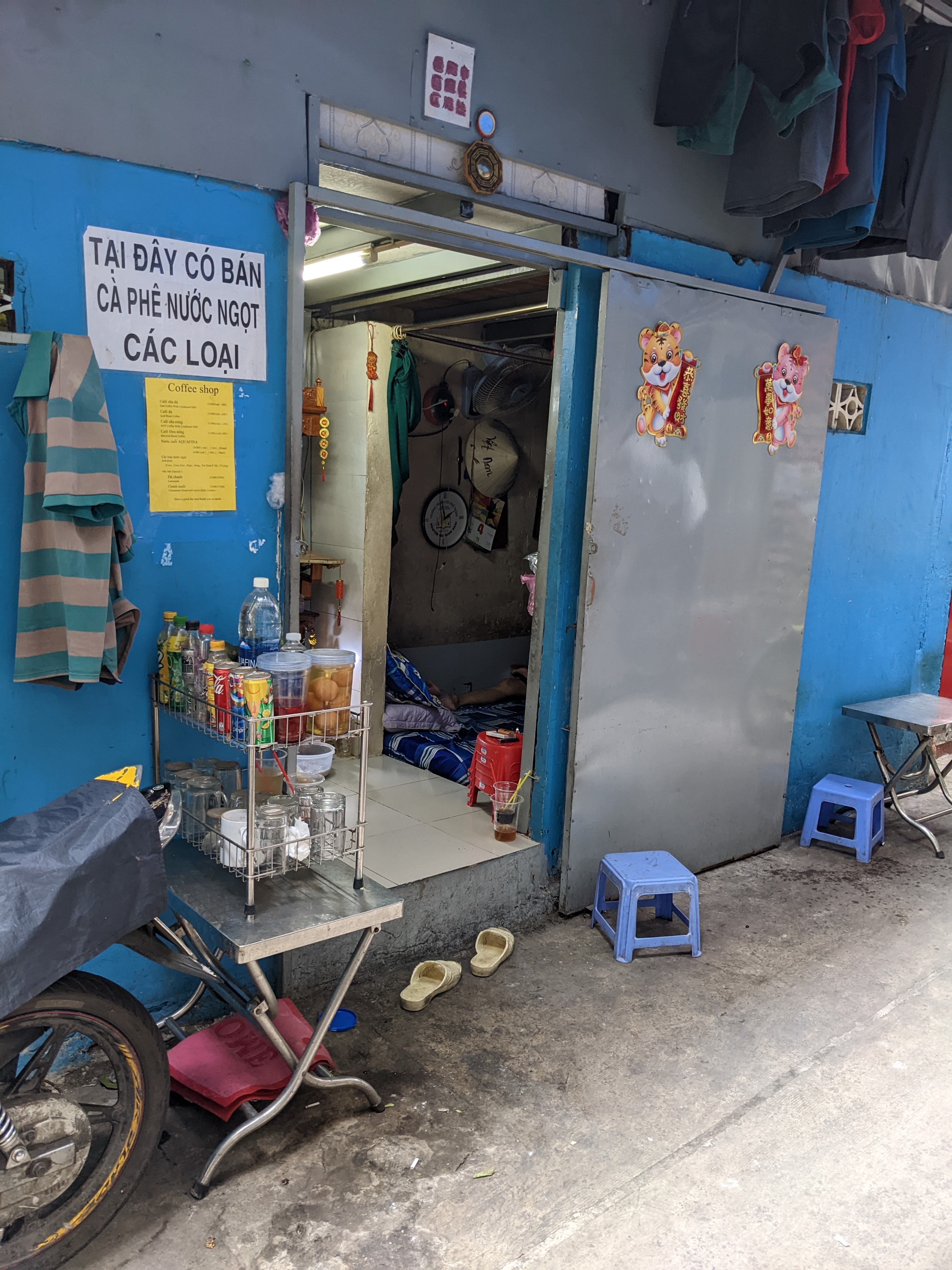 Vietnam - an ode to street vendor